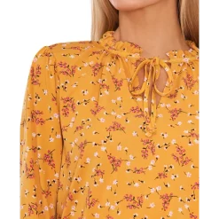 Hot Sale ๐ฅฐ CeCe Tie-Front Top Rich Cabernet ๐