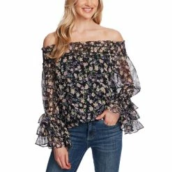 Outlet 🤩 CeCe Smocked Off-The-Shoulder Top Caviar 🔔